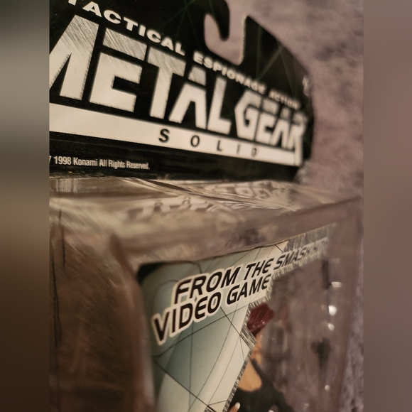 Metal Gear Meryl Silverburgh - Picture 5 of 9